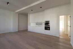 Ruim, volledig nieuw gerenoveerd appartement 2 slaapkamers + terras op toplocatie